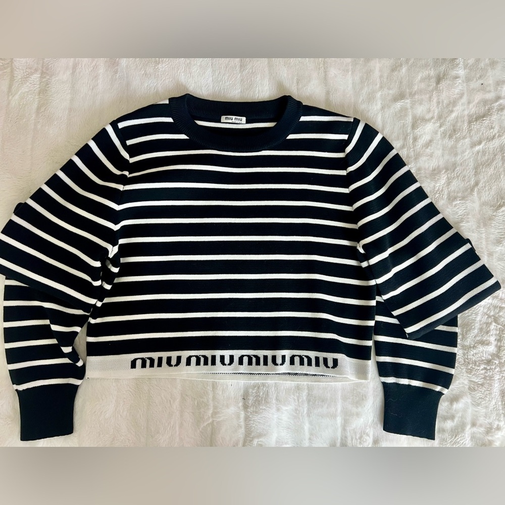 Miu Miu crop sweater .